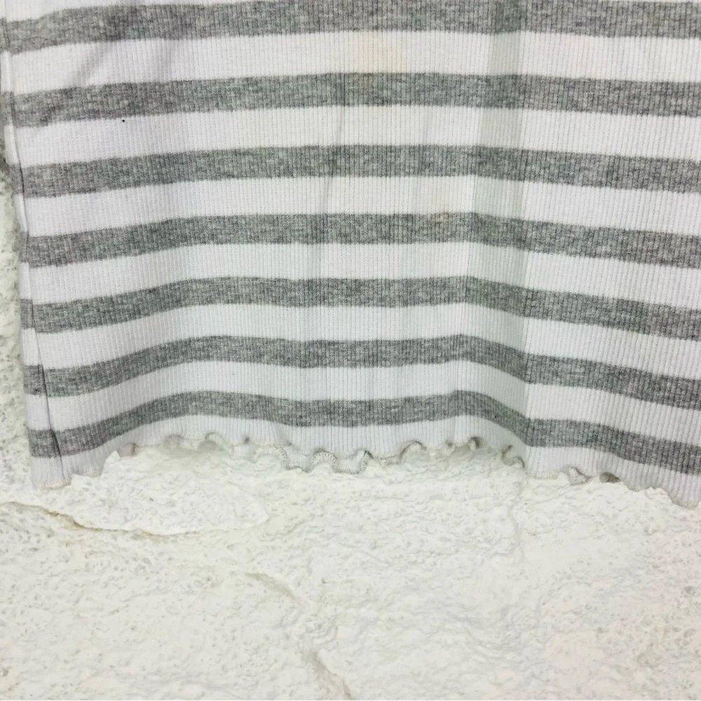 Gymboree Gray and White Striped ribbed cotton stretch Long Sleeve Tee size 3T